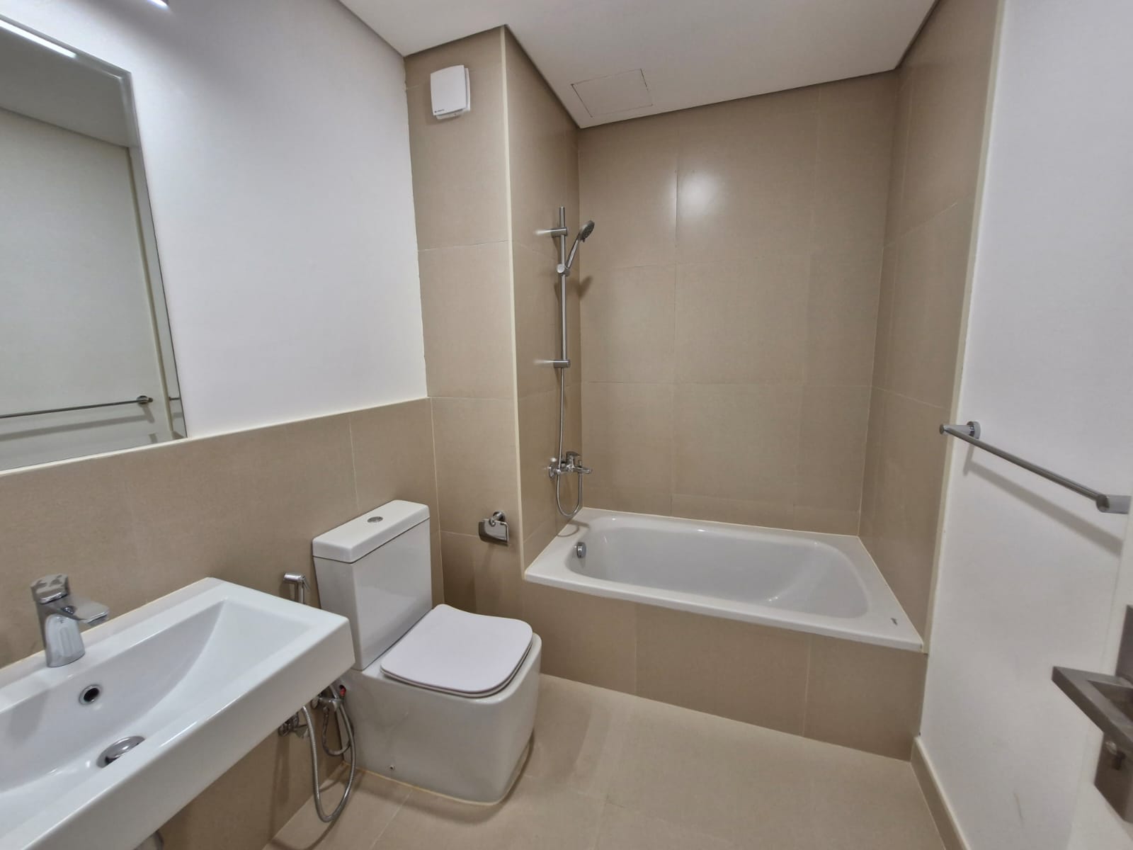 🏡 Elegant Villa in Sidra (ROSHN) | 300m² | Modern Luxury